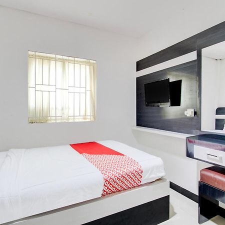 Oyo 409 Pondok Helomi Kalasan Esterno foto