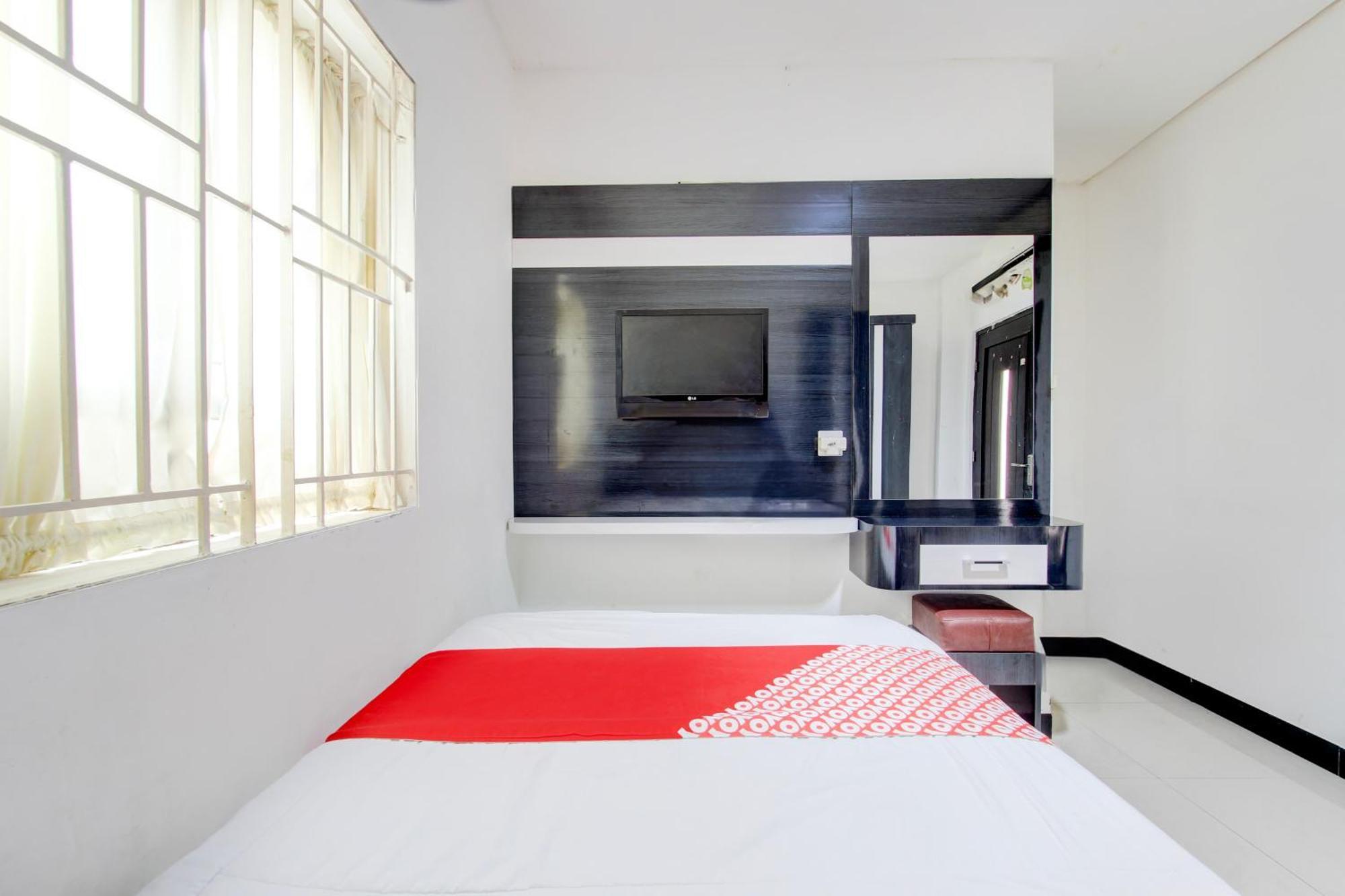 Oyo 409 Pondok Helomi Kalasan Esterno foto