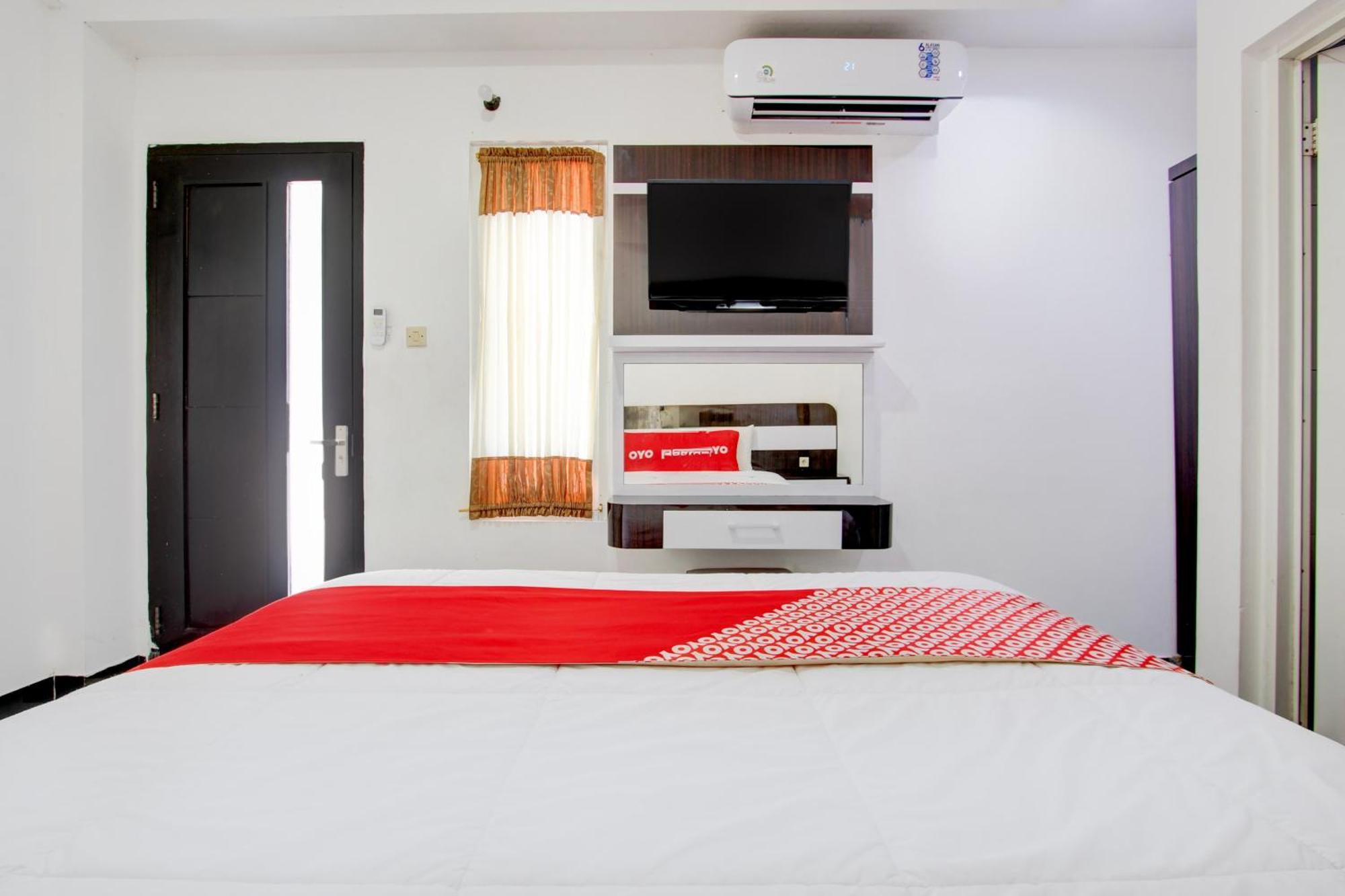 Oyo 409 Pondok Helomi Kalasan Esterno foto